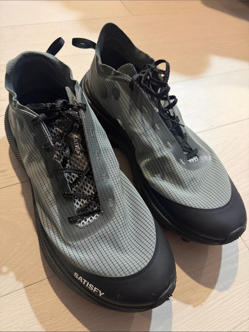 Satisfy Men's Gray Lightweight Trail Sneakers